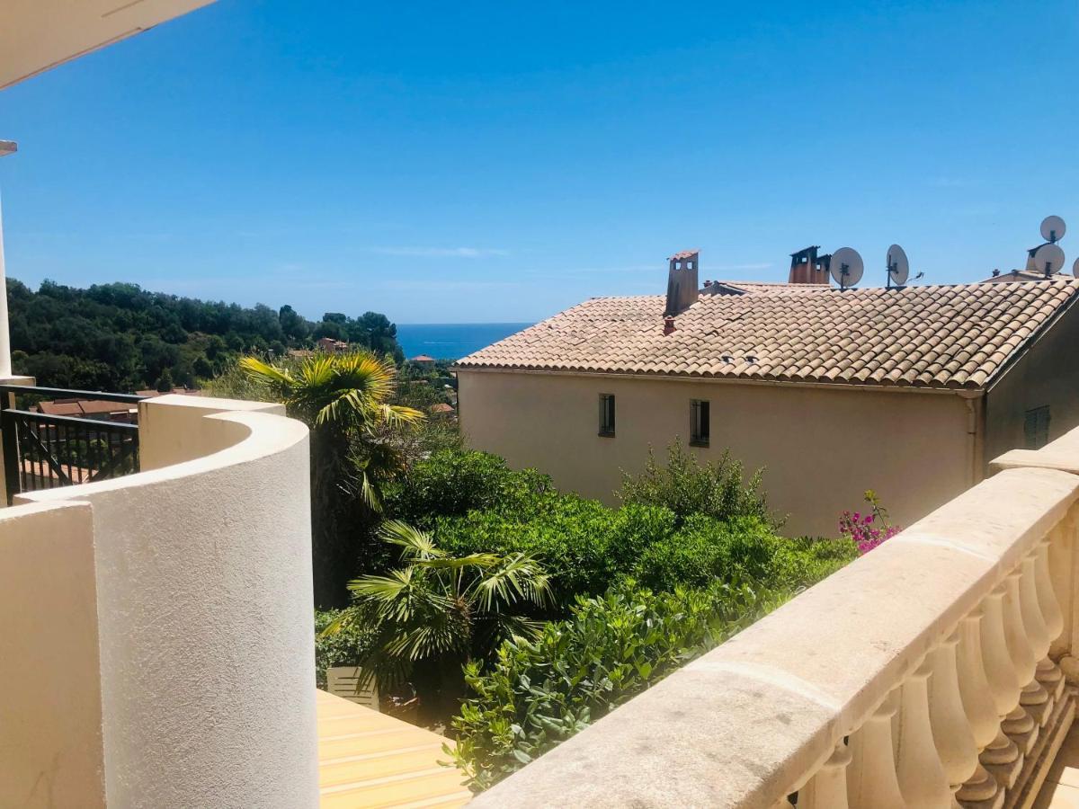 Mon Appart Avec Terrasse Et Piscine Roquebrune-Cap-Martin Exteriér fotografie